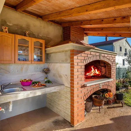 بيت للعطل Lovely In With Wifi